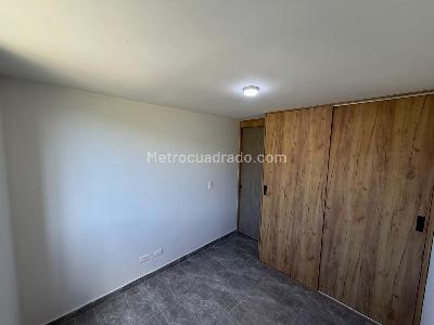 Apartamento de 2 alcobas en venta en Calasanz, Medellín, 48 m² · foto 8 de 20