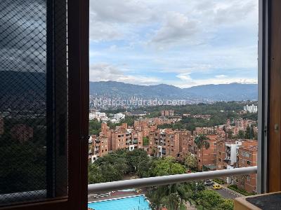 Apartamento de 3 alcobas en venta en Belen Loma De Los Bernal, Medellín, 81 m² · foto 5 de 20