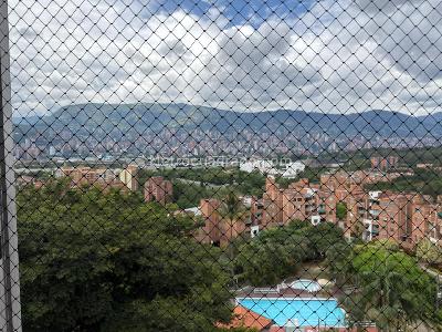 Apartamento de 3 alcobas en venta en Belen Loma De Los Bernal, Medellín, 81 m² · foto 8 de 20
