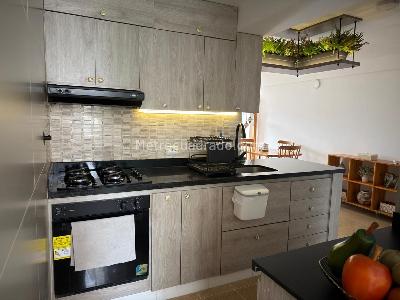 Apartamento de 3 alcobas en venta en Belen Loma De Los Bernal, Medellín, 81 m² · foto 9 de 20