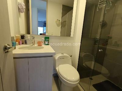 Apartamento de 3 alcobas en venta en Los Colores, Medellín, 88 m² · foto 7 de 12
