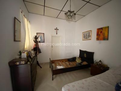 Casa de 5 alcobas en venta en El Salvador, Medellín, 178 m² · foto 18 de 20