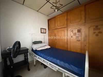 Casa de 5 alcobas en venta en El Salvador, Medellín, 178 m² · foto 15 de 20