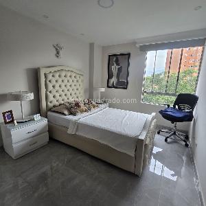 Apartamento de 2 alcobas en venta en Laureles, Medellín, 59 m² · foto 12 de 20