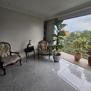 Apartamento de 2 alcobas en venta en Laureles, Medellín, 59 m² · foto 15 de 20