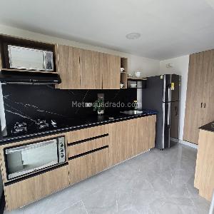 Apartamento de 2 alcobas en venta en Laureles, Medellín, 59 m² · foto 2 de 20