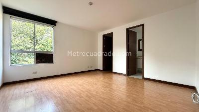 Apartamento de 3 alcobas en venta en Zuñiga, Envigado, 92 m² · foto 2 de 18