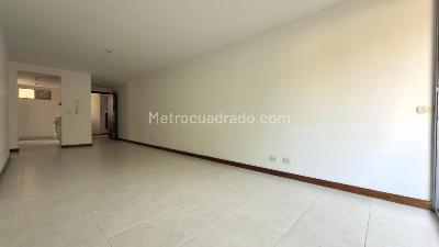 Apartamento de 3 alcobas en venta en Zuñiga, Envigado, 92 m² · foto 4 de 18