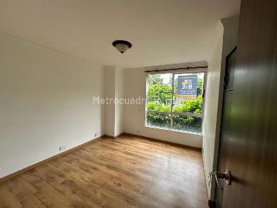 Apartamento de 3 alcobas en venta en La Visitacion, Medellín, 100 m² · foto 10 de 18