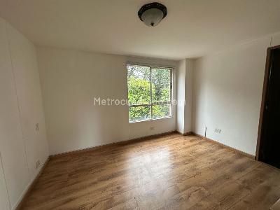 Apartamento de 3 alcobas en venta en La Visitacion, Medellín, 100 m² · foto 13 de 18