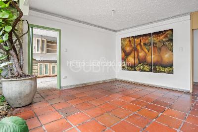 Casa de 3 alcobas en venta en La Flora, Cali, 320 m² · foto 4 de 10