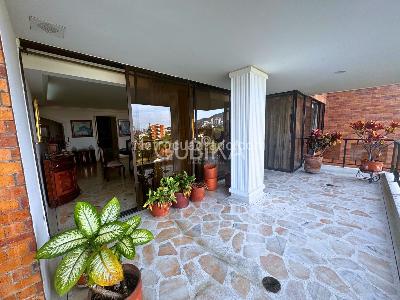 Apartamento en venta en Cristales, Cali · foto 2 de 17