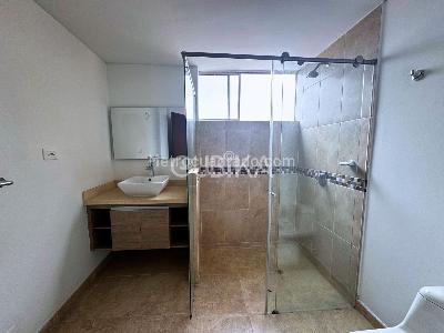 Apartamento en venta en Granada, Cali · foto 5 de 20