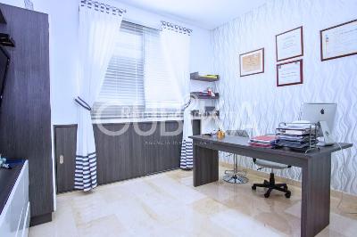 Apartamento de 4 alcobas en venta en Bellavista, Cali, 376 m² · foto 13 de 20
