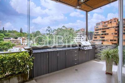 Apartamento de 4 alcobas en venta en Bellavista, Cali, 376 m² · foto 2 de 20