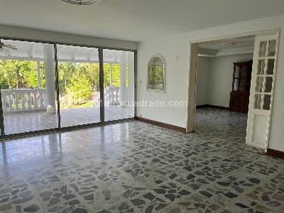 Casa de 3 alcobas en venta en Ciudad Jardin, Cali, 1250 m² · foto 7 de 14