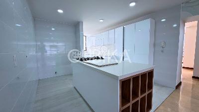 Apartamento de 3 alcobas en venta en Santa Teresita, Cali, 147 m² · foto 4 de 18