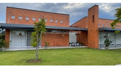 Casa en venta en Pueblito Cafetero, Pereira · foto 2 de 15