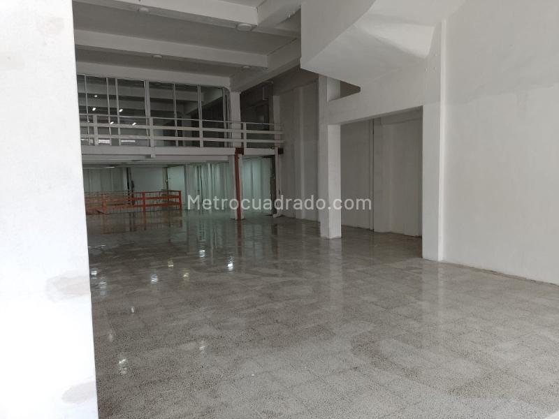 Local Comercial en Arriendo, Centro, Manizales - Więcej