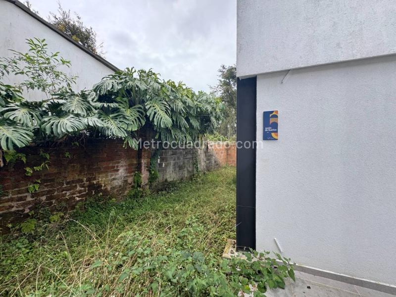 Local Comercial en Arriendo, Versalles, Manizales - Więcej