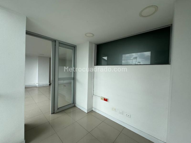 Oficina en Arriendo, Palogrande, Manizales - Mehr