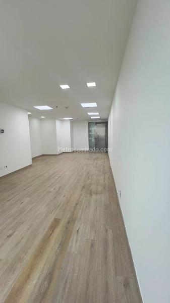 Oficina en Arriendo, El Cable, Manizales - Más