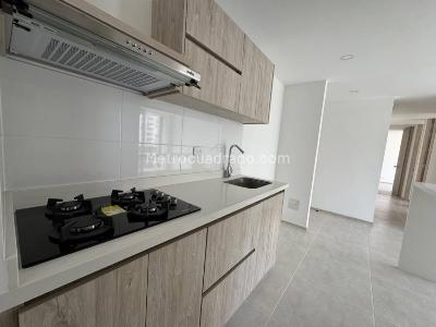 Apartamento de 3 alcobas en arriendo en Avenida Kevin Angel, Manizales, 75 m² · foto 6 de 15