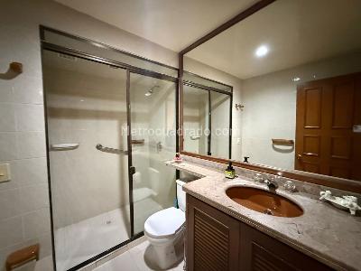 Apartamento de 3 alcobas en venta en San Patricio, Bogotá, 204 m² · foto 12 de 17