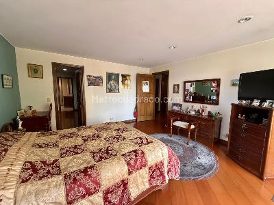 Apartamento de 3 alcobas en venta en San Patricio, Bogotá, 204 m² · foto 16 de 17