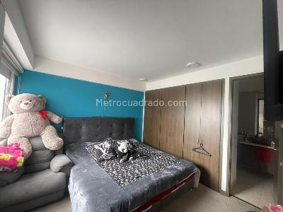 Apartamento de 3 alcobas en venta en San Antonio Norte, Bogotá, 76 m² · foto 4 de 14