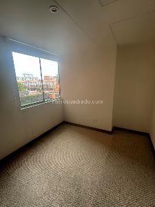 Apartamento de 3 alcobas en venta en San Antonio Norte, Bogotá, 72 m² · foto 6 de 20
