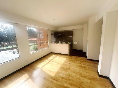 Apartamento de 3 alcobas en venta en San Antonio Norte, Bogotá, 72 m² · foto 1 de 20
