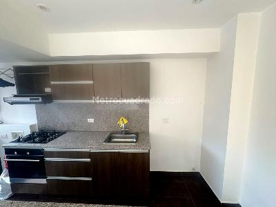 Apartamento de 3 alcobas en venta en San Antonio Norte, Bogotá, 72 m² · foto 4 de 20