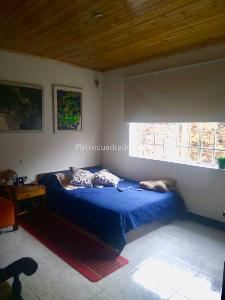 Casa de 5 alcobas en venta en San Luis, Bogotá, 240 m² · foto 16 de 20