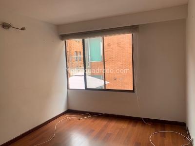 Apartamento de 3 alcobas en venta en San Patricio Usaquen, Bogotá, 140 m² · foto 11 de 19