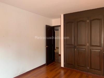 Apartamento de 3 alcobas en venta en San Patricio Usaquen, Bogotá, 140 m² · foto 12 de 19