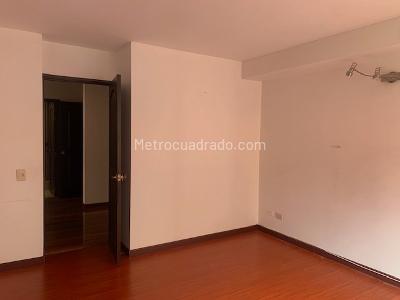 Apartamento de 3 alcobas en venta en San Patricio Usaquen, Bogotá, 140 m² · foto 16 de 19