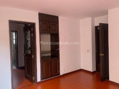 Apartamento de 3 alcobas en venta en San Patricio Usaquen, Bogotá, 140 m² · foto 17 de 19