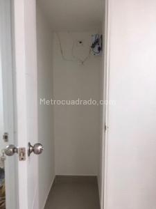 Casa de 4 alcobas en venta en Rincon Del Chico, Bogotá, 263 m² · foto 3 de 19