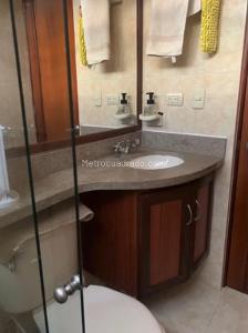 Casa de 4 alcobas en venta en Arboleda De Gratamira, Bogotá, 206 m² · foto 18 de 20