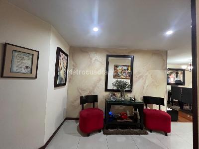 Casa de 4 alcobas en venta en Arboleda De Gratamira, Bogotá, 206 m² · foto 6 de 20