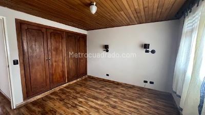 Casa de 3 alcobas en venta en Vereda Fonqueta, Chía, 385 m² · foto 18 de 20