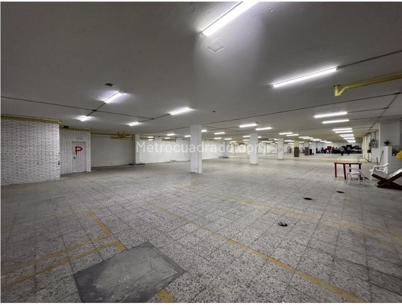 Bodega en Arriendo, PUENTE ARANDA INDUSTRIAL, Bogotá D.C. - Mehr
