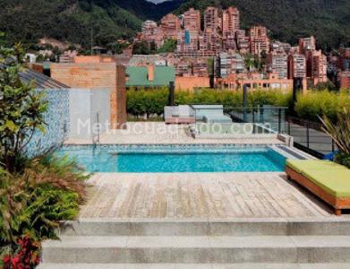 Apartamento de 4 alcobas en venta en Chico, Bogotá, 583 m² · foto 14 de 15