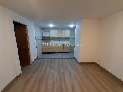 Apartaestudio en venta en Chapinero Central, Bogotá, 39 m² · foto 2 de 11