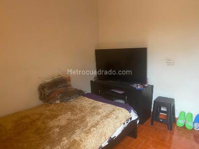 Casa en venta en San Fernando, Bogotá · foto 3 de 17