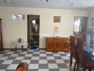 Casa en venta en San Fernando, Bogotá · foto 5 de 17