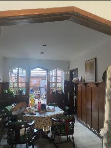 Casa de 5 alcobas en venta en Urb, Bogotá, 220 m² · foto 3 de 13