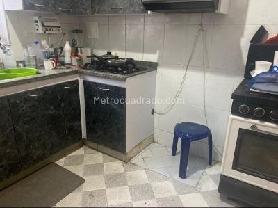Casa de 5 alcobas en venta en Urb, Bogotá, 220 m² · foto 11 de 13
