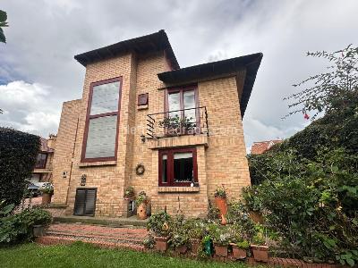 Casa de 3 alcobas en venta en Bojaca, Chía, 295 m² · foto 3 de 20